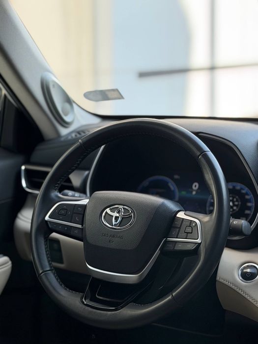 Toyota Highlander Hybrid