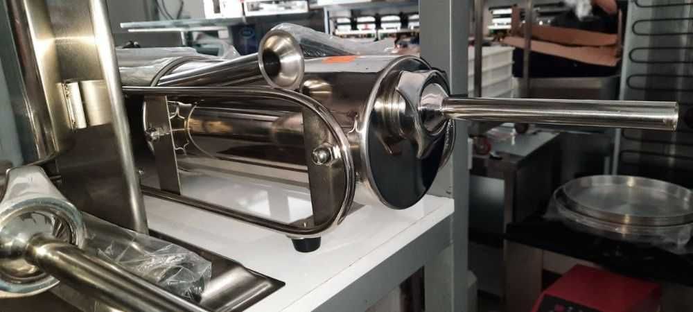 Шприц колбасный ручной профессиональный!