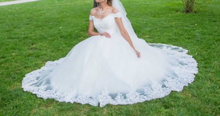 Свадебное платье. Размер S