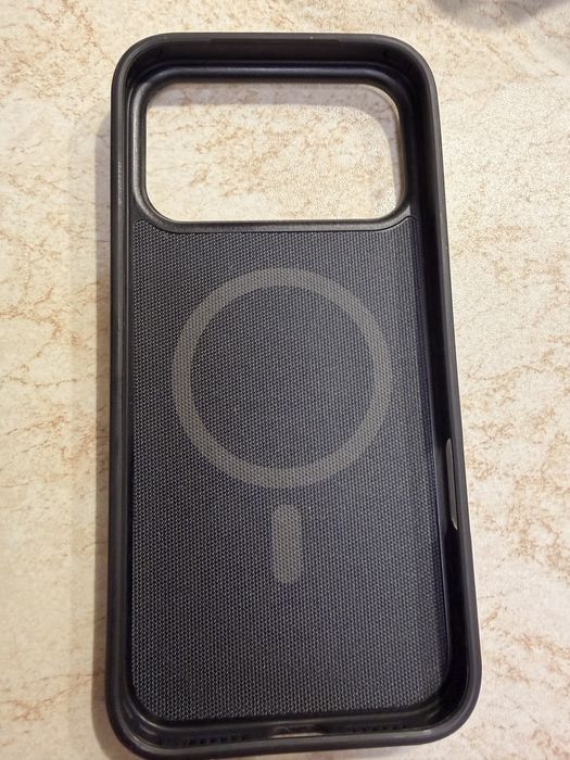 Husa iphone 17 pro max noi