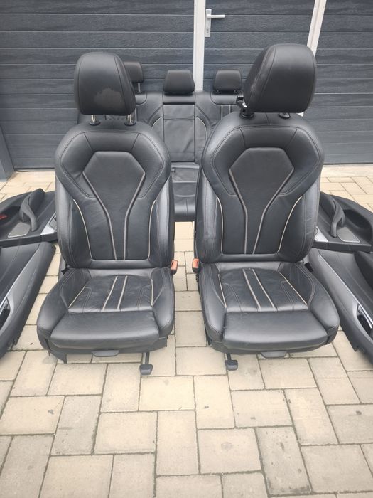 Interior piele neagra incalzit recaro BMW seria 5 G30 2018