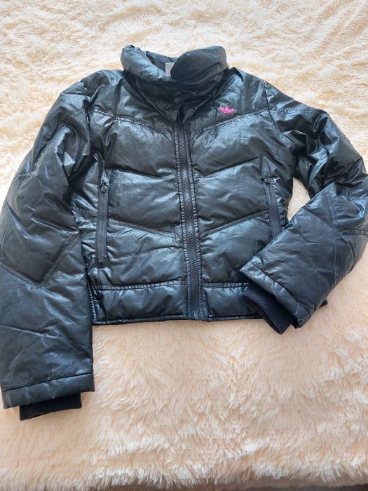 Продам куртку адидас оригинал