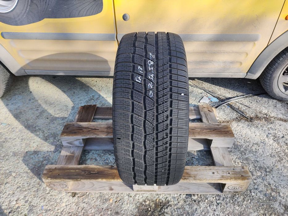 285/45/20 Континентал Уинтър Контакт 2021г 8мм ЕДИНИЧКА