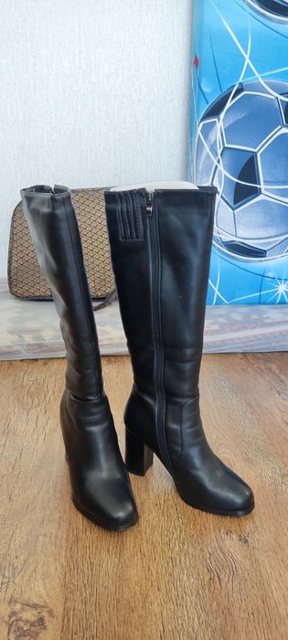 Сапожки зимние женские