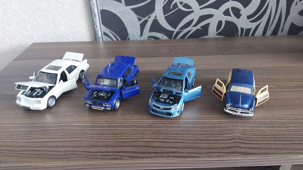 Модельные машинки