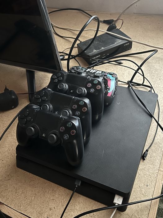 PlayStation 4 1tb