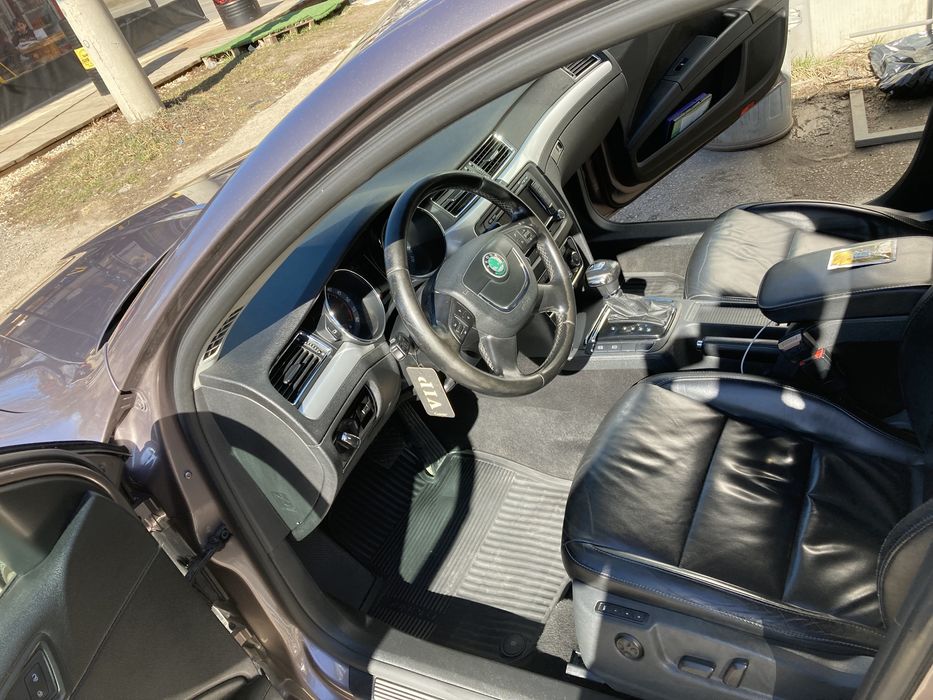 Шкода супърб 2.0TDI