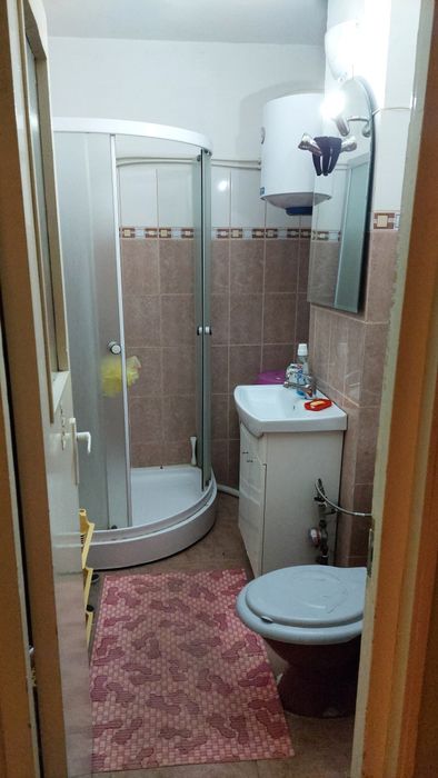 De vânzare apartament cu 2 camere în Aleșd