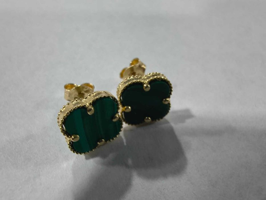 Златни обеци 14к с камък