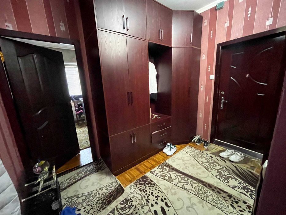 Продаётся 3х комнатная квартира Кадышева