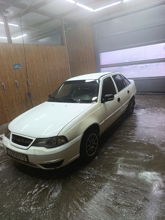 Продам нексия  ..