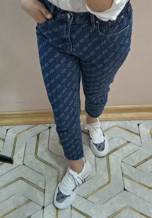 Дамски дънки guess