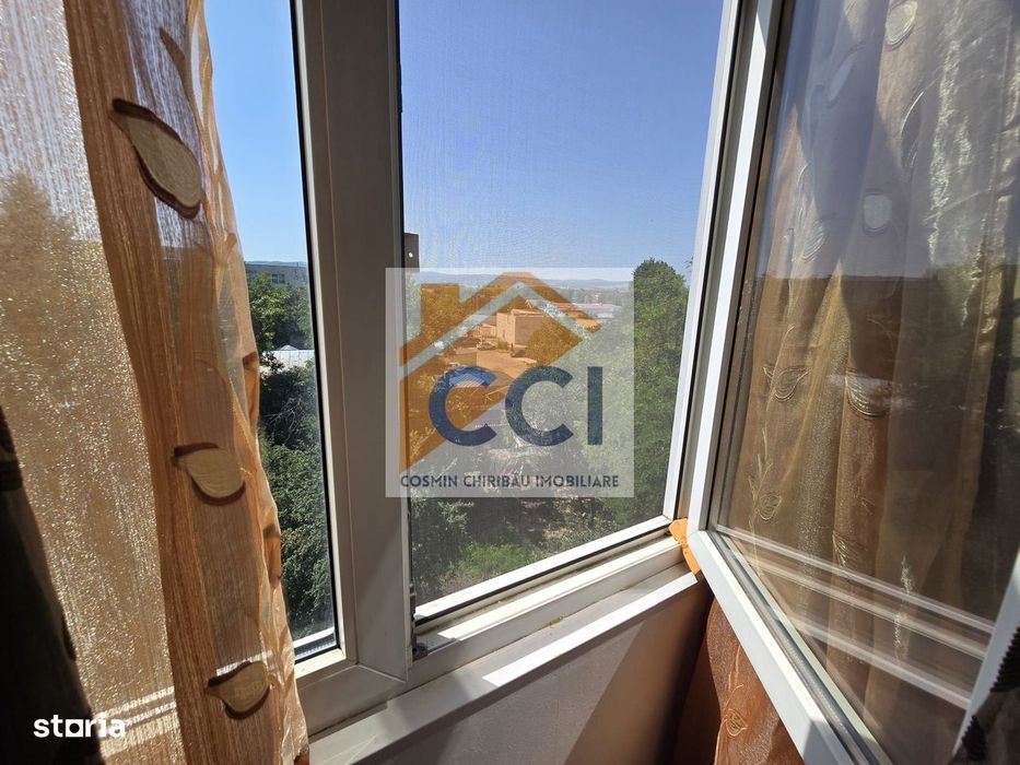 Apartament cu personalitate, logie și boxă – Strada Neptun, nr. 6