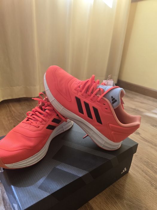 Маратонки adidas  dynamo 10 номер 46