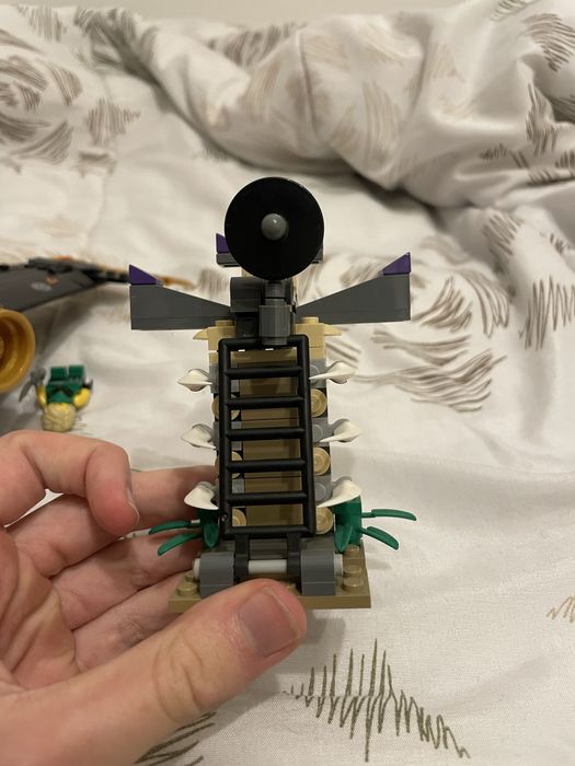 LEGO Ninjago, Avionul lui Cole