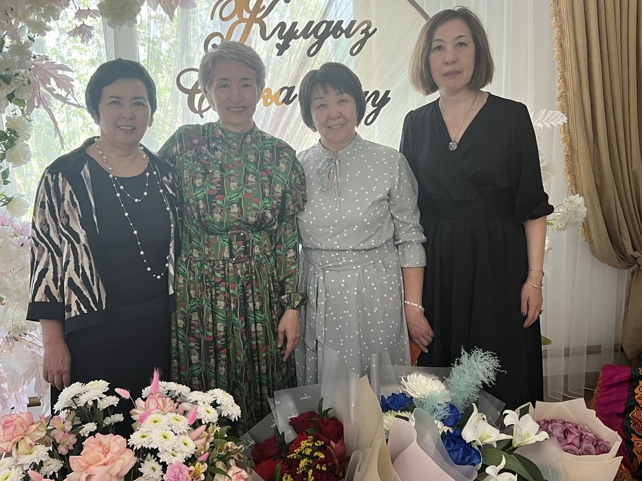 Продается тюль зеленого цвета