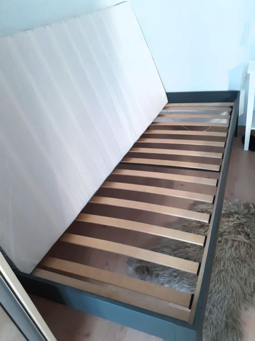 Vand pat aproape nou o persoana