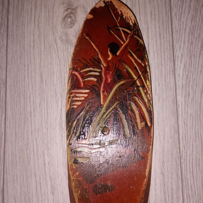 Картина на срезе дерева