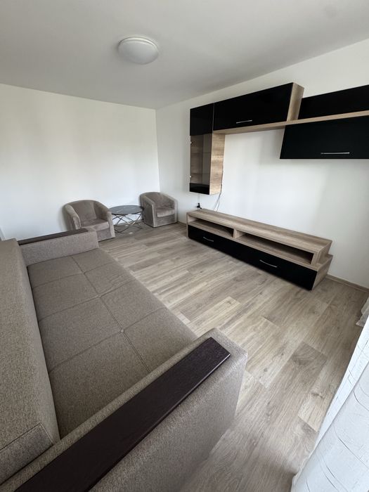 Vând 2 camere decomandat, mobilat – 2 min metrou Romancierilor