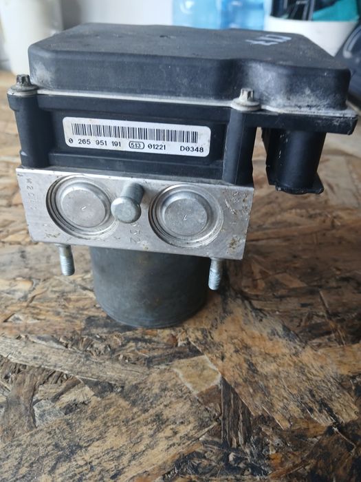 ABS помпа Mazda CX7 2008г