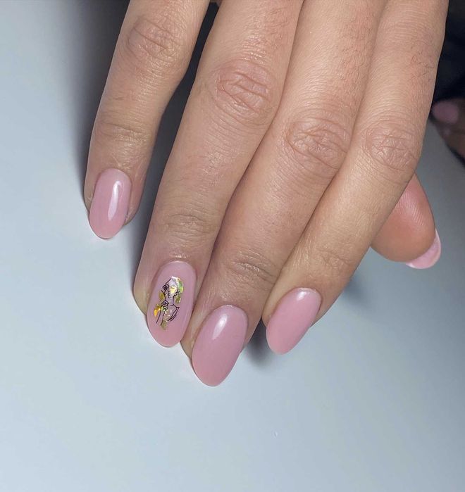 Servicii manichiura cu gel/semi-Cartier Noua