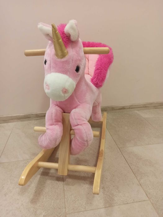 Детско конче-люлка