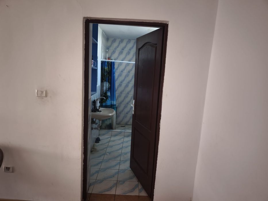 Vand casa sau schimb  cu apartament in arad