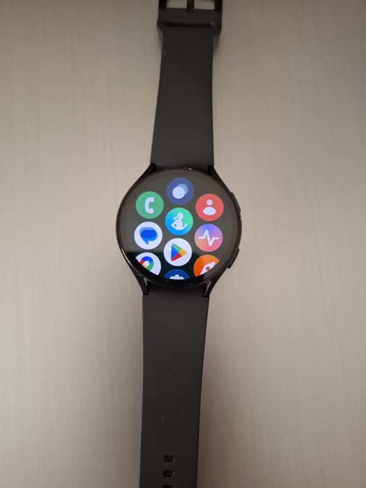Смарт-часы Samsung Galaxy Watch 5 44 мм