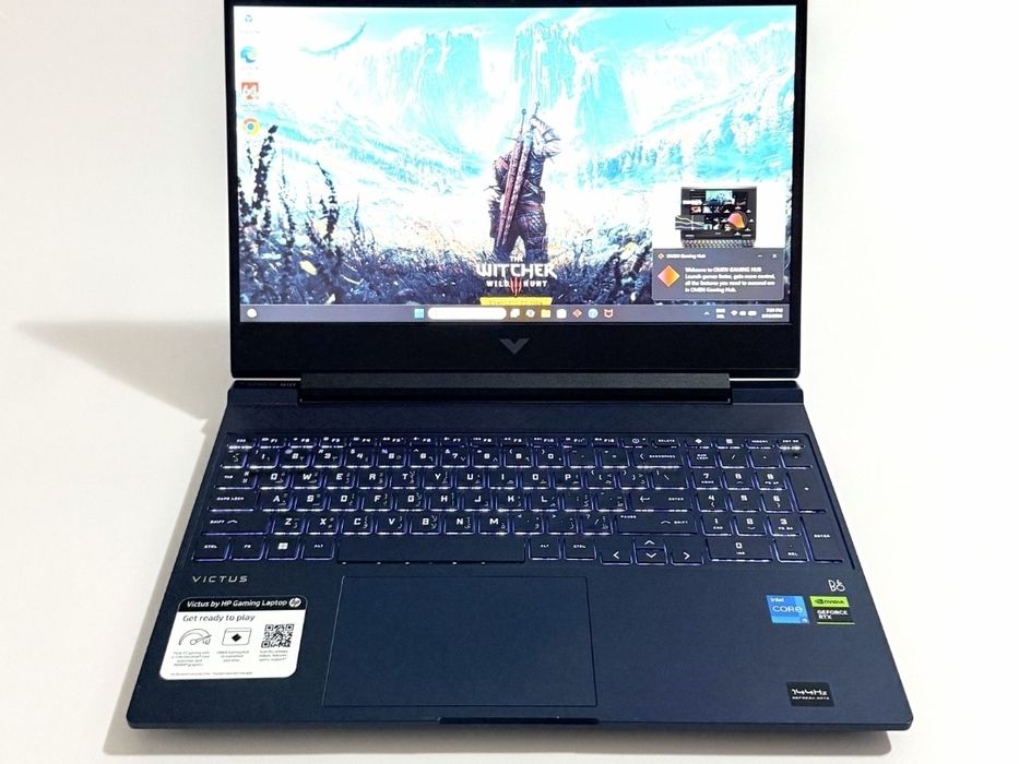 HP Victus/15,6” 144Hz/i5-13420H/RTX 3050 6GB/12GB/512GB