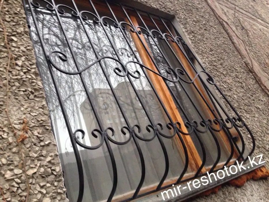 Решётки на окна металлические
