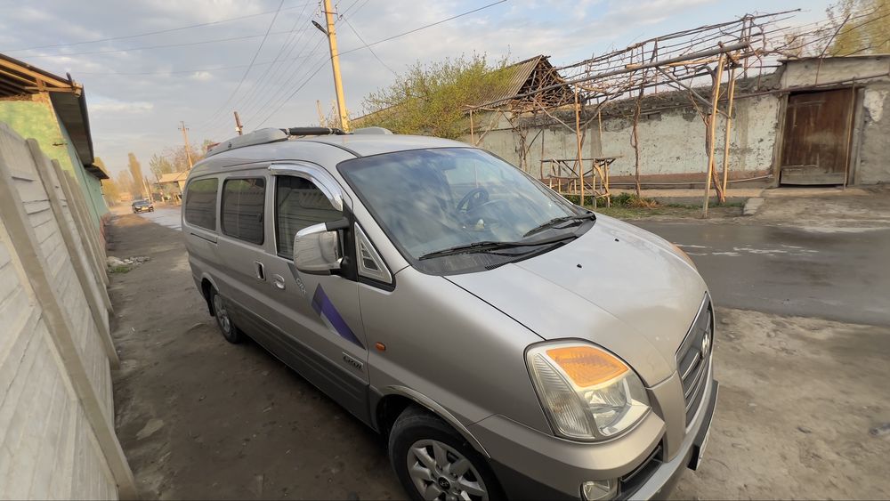 Hyundai starex 2007