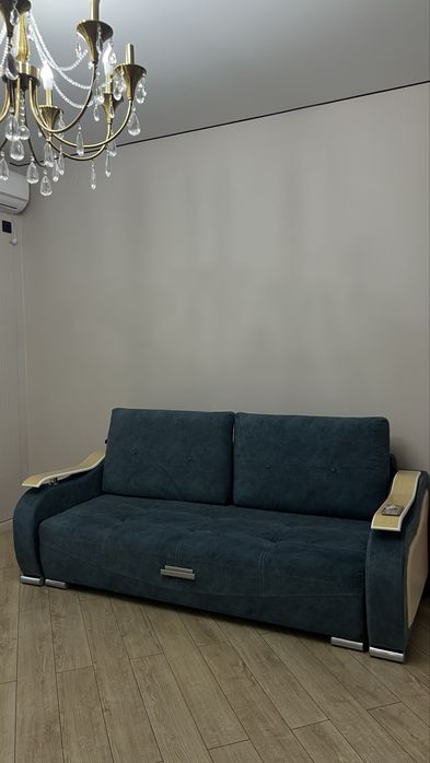 Продам диван в идеальном состояние