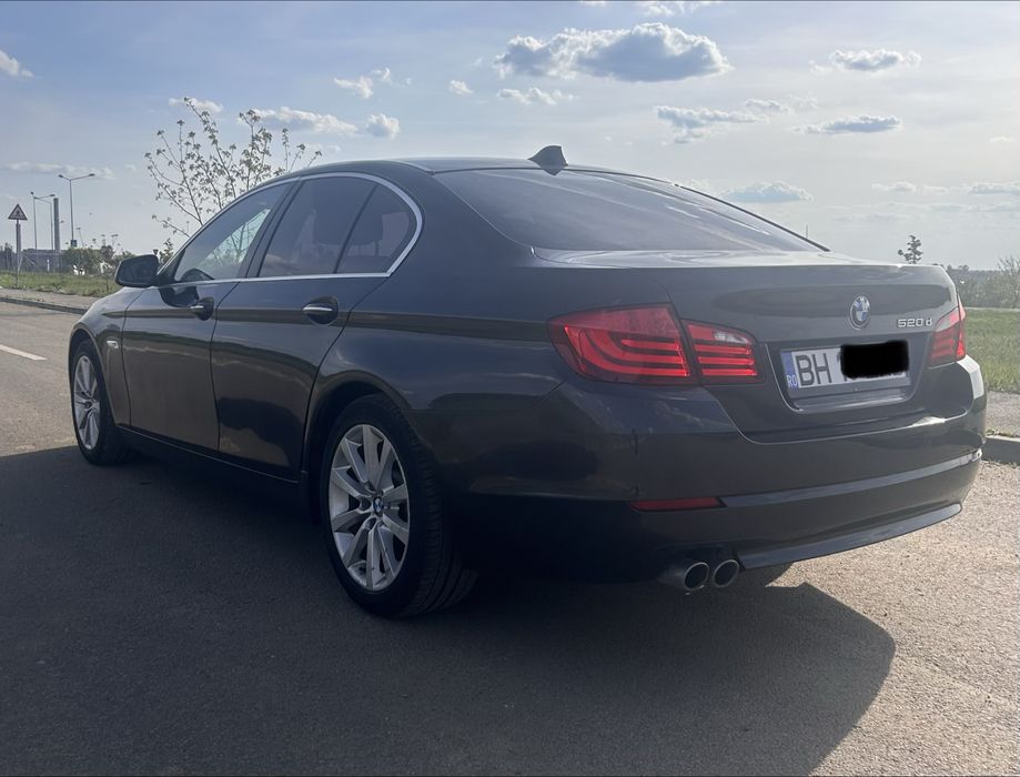 Vând BMW Seria 5 F10 520d, 2011 2.0d  184 CP