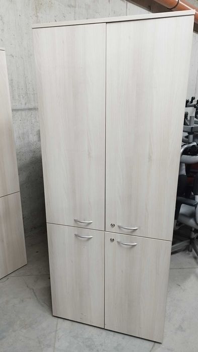 Гардероб с четири врати и рафтове - Офис шкаф -  80/40/205