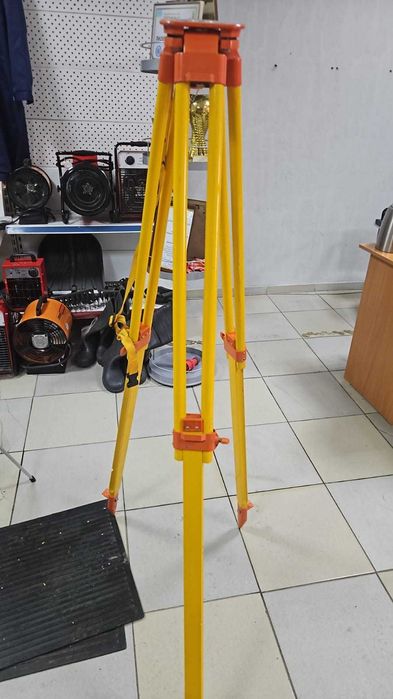 Штатив для нивелира распродажа