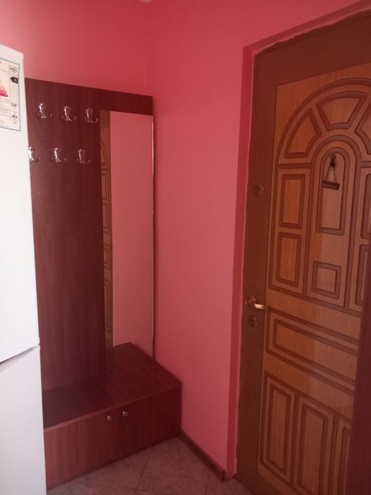 Vand apartament 2 camere  (negociabil)