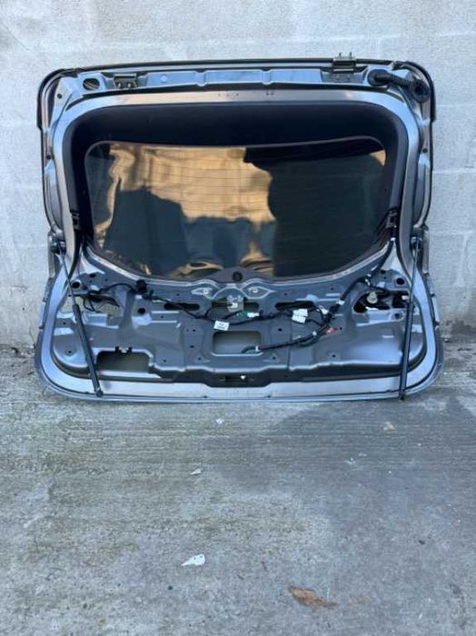 Haion cu luneta Nissan Qashqai 2015 J11 J11E Completa