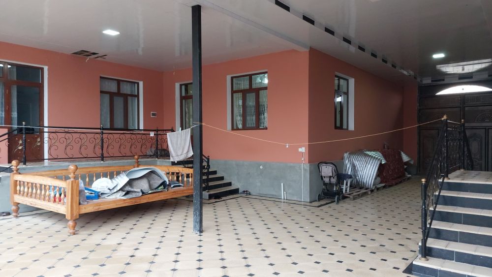 Uy sotiladi. Jizzax shaxar O'ratepalik maxallasi