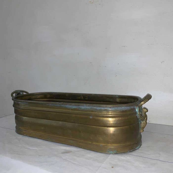 Suport de flori din alama