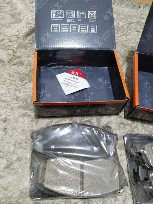 Продам на Чанган 55 колодки  задние