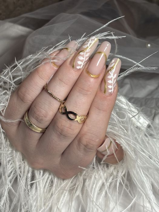 Unghi thegnice cu gel