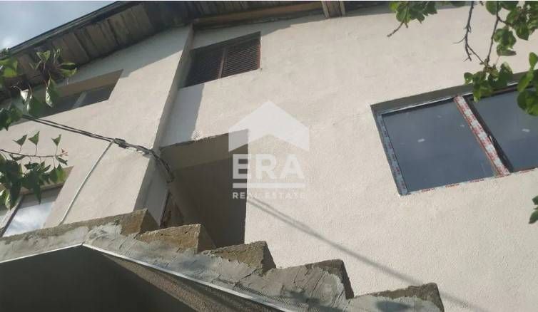 Продава се Къща в с. Осеново, Област Варна - 120 кв.м за 833 €/кв.м - Снимка #2