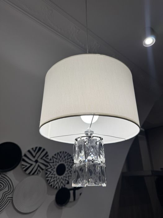 Светильник потолочный продам