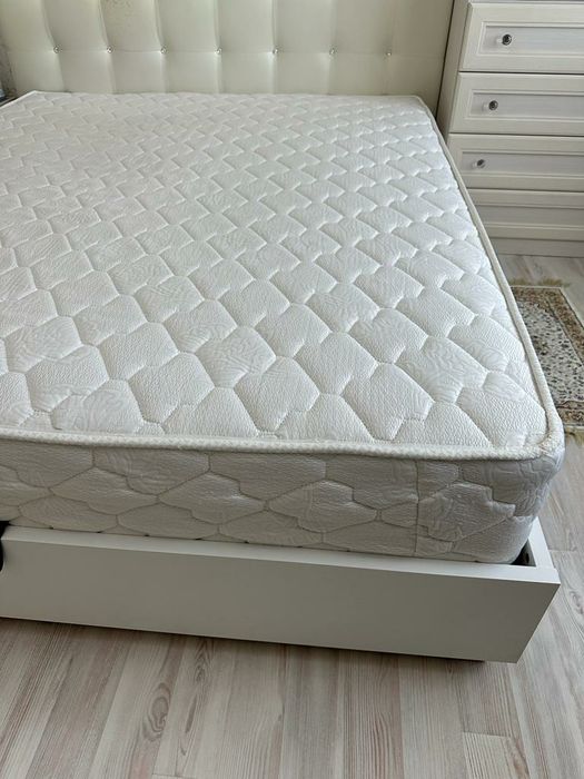 Матрас  1600×2000