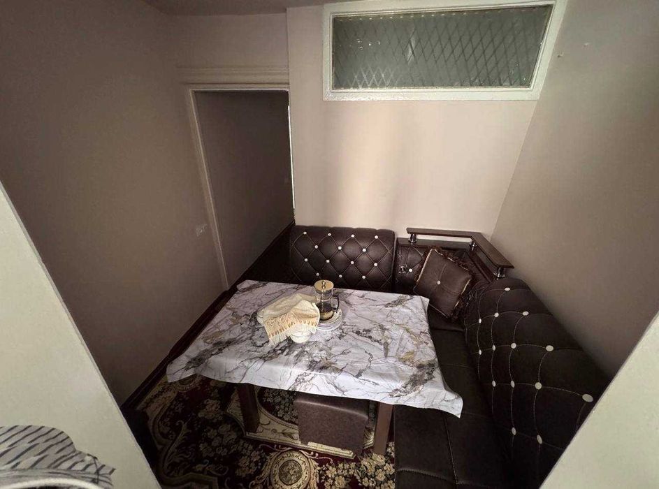 СРОЧНО Паворотда 2 хонали квартира ижарага берилади!!!