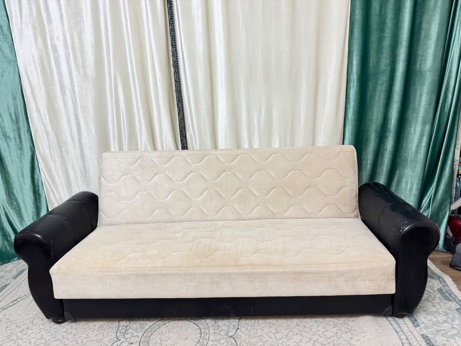 Диван с креслами