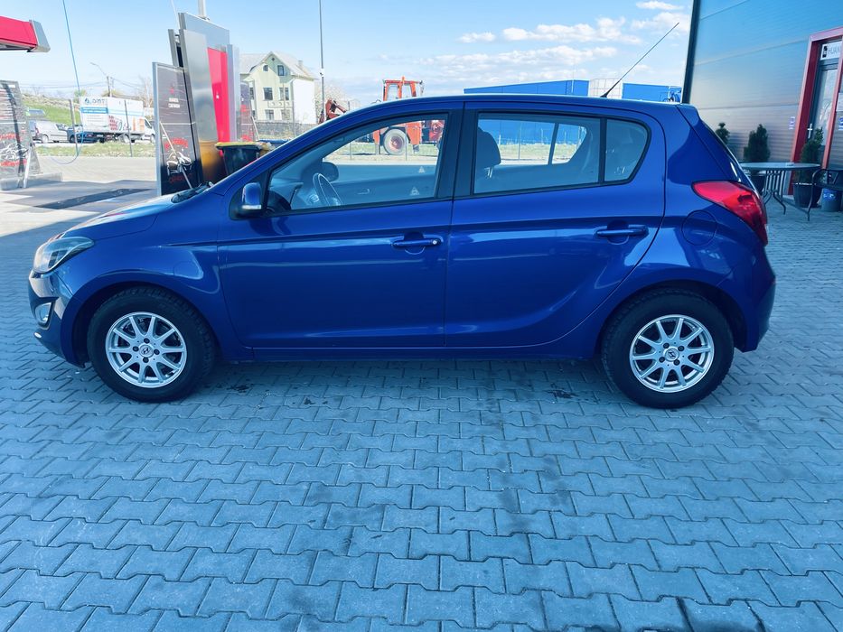 Hyundai i20. 4 pistoane 1.3 Benzina  Euro 5