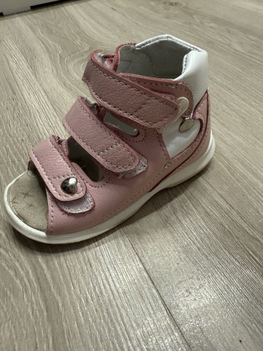 Детская обувь (доя девочек)