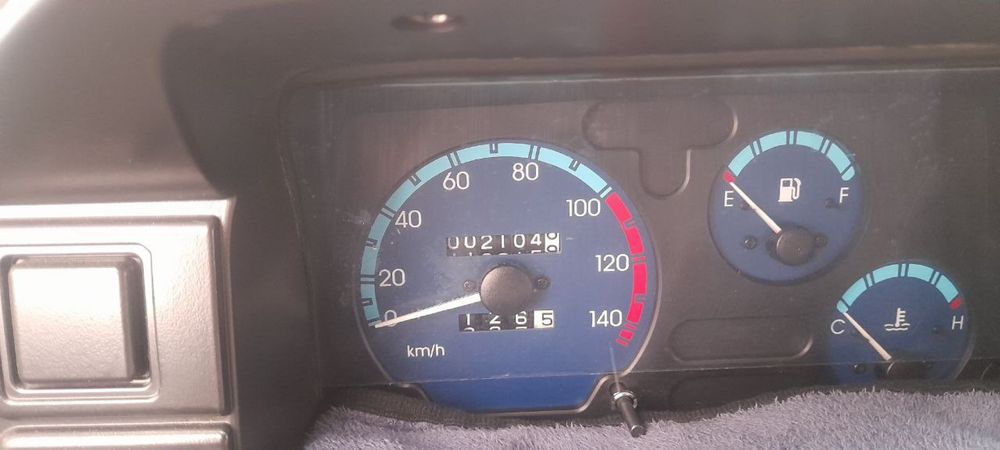 Damas 2000 min yurgan