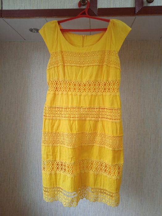 Подаю женскую одежду